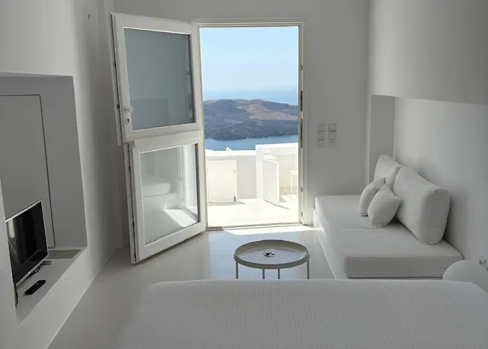 Aesthesis Boutique Fira (Santorini)