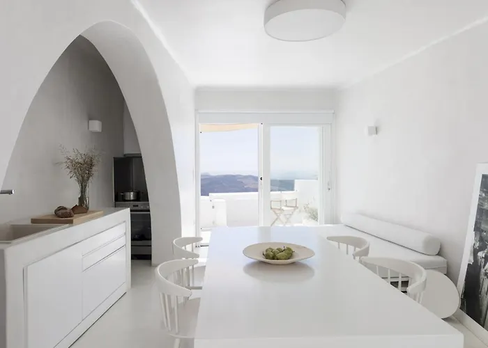 Aesthesis Boutique Fira (Santorini)